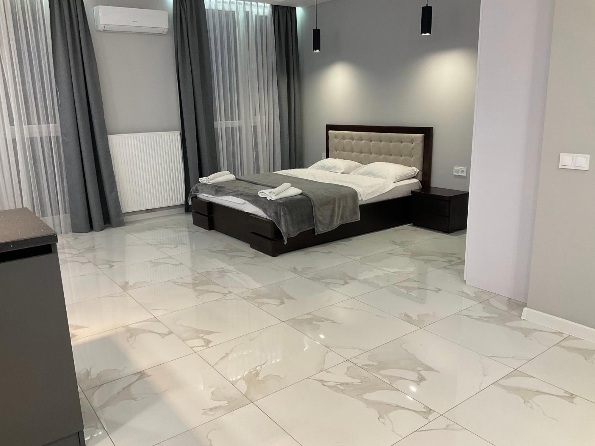 Vip Apartment Near Center Lviv Kültér fotó